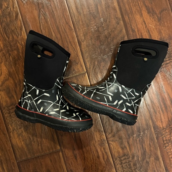 Classic Hockey Bogs kids size 4 - Picture 3 of 9